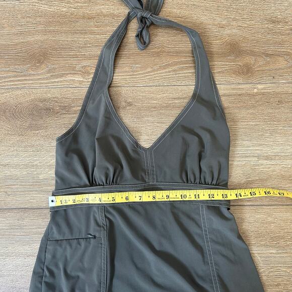 Athleta Pack Everywhere Halter Army Green Dress Women's Size 8 Athleisure Travel - Picture 6 of 6